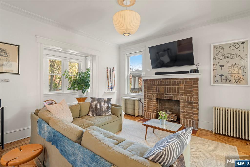 Homes for sale in North Bergen, NJ | 25 75Th St, North Bergen, NJ 07047 | MLS# 25041194