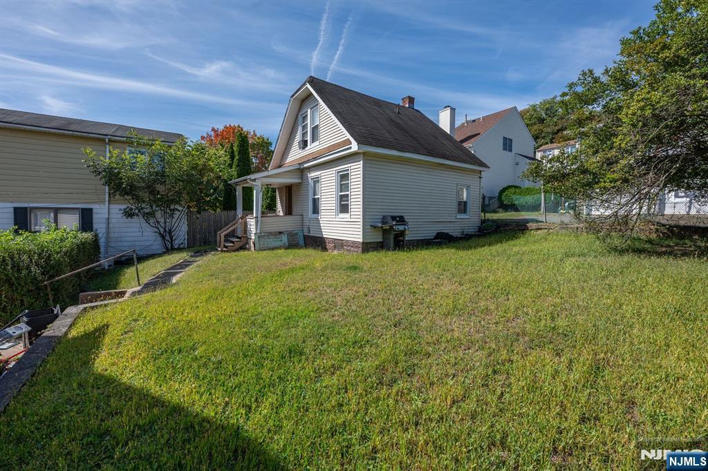 Homes for sale in Haledon, NJ | 88 Avenue B, Haledon, NJ 07508 | MLS# 25041211