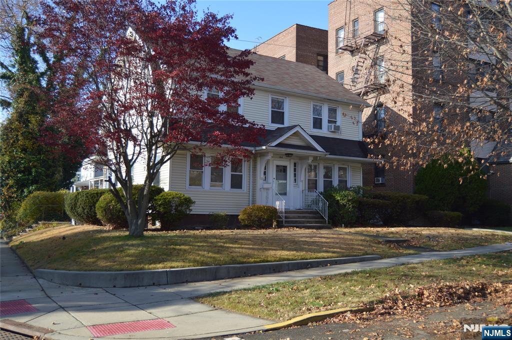 Homes for sale in Ridgefield Park, NJ | 168 Bergen Ave, Ridgefield Park, NJ 07660 | MLS# 25041221