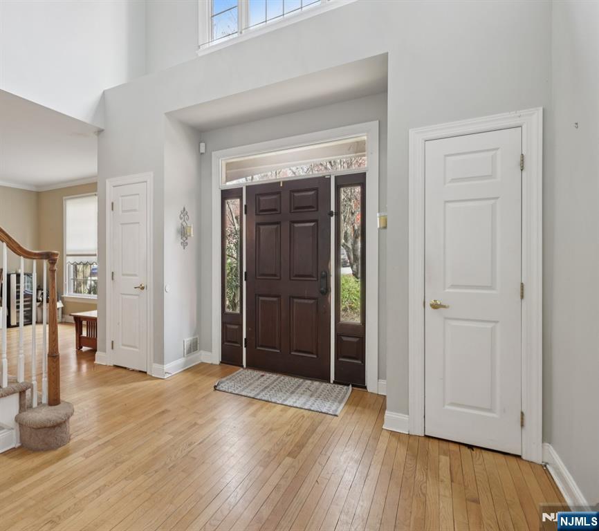 Homes for sale in Wayne, NJ | 6 Sherry Ct, Wayne, NJ 07470 | MLS# 25041245