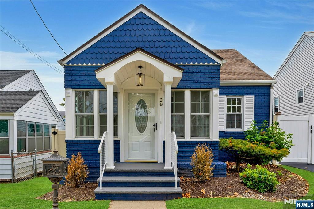 Homes for sale in Belleville, NJ | 29 Sunset Ave, Belleville, NJ 07109 | MLS# 25041278