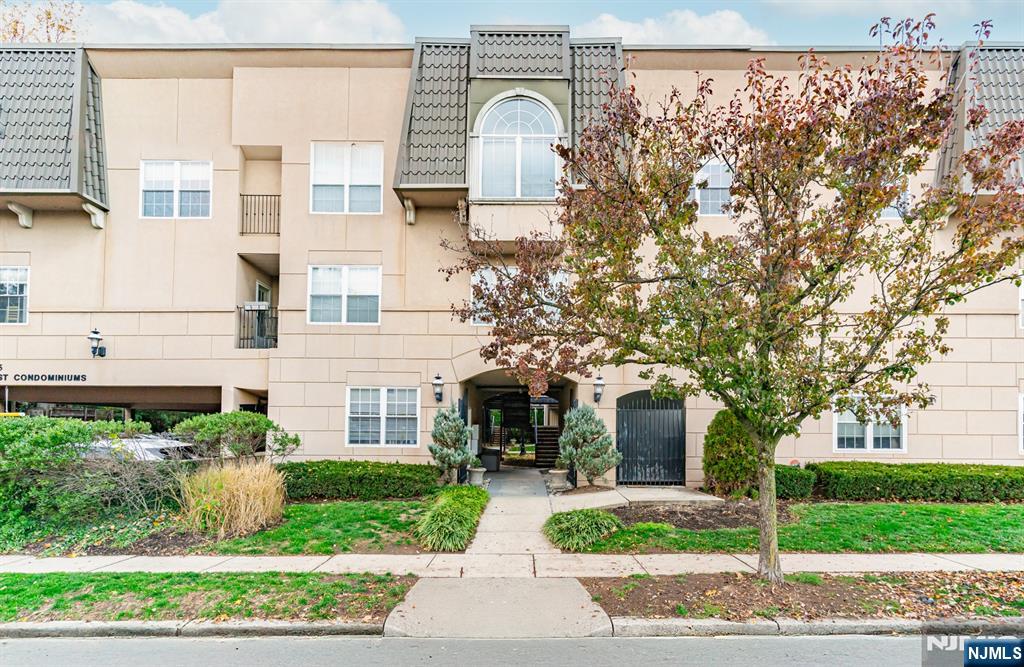 Homes for sale in South Orange Village, NJ | 17 25 Church St #6, South Orange Village, NJ 07079 | MLS# 25041301