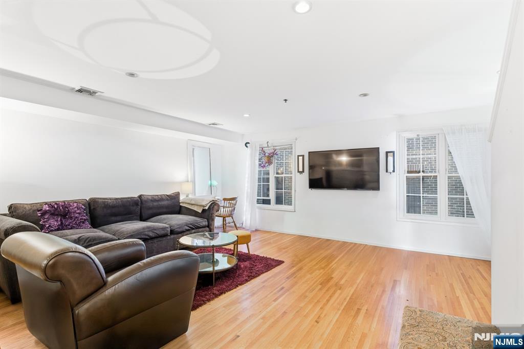 Homes for sale in South Orange Village, NJ | 17-25 Church St #6, South Orange Village, NJ 07079 | MLS# 25041301