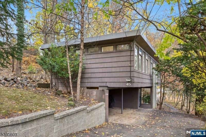 Homes for sale in West Orange, NJ | 45 Greenwood Ave, West Orange, NJ 07052 | MLS# 25041339