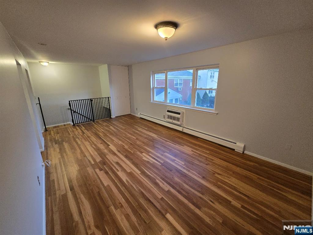 Homes for sale in Ramsey, NJ | 46 Regency Park, Ramsey, NJ 07446 | MLS# 25041364