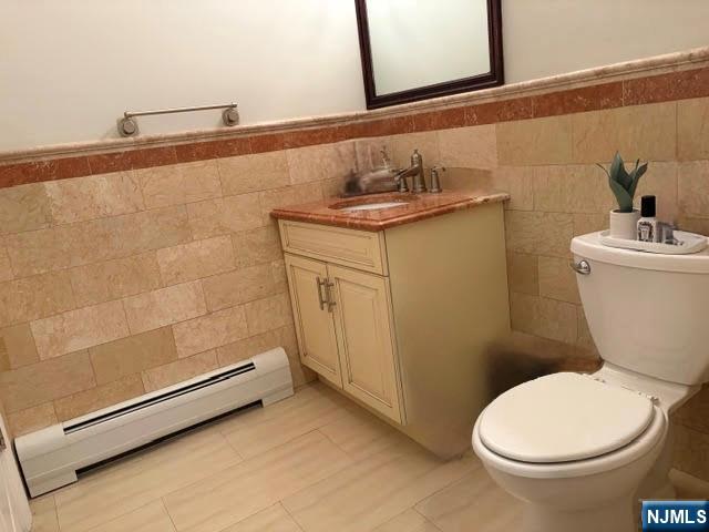 Homes for sale in Palisades Park, NJ | 20 W Palisades Blvd #D, Palisades Park, NJ 07650 | MLS# 25041392