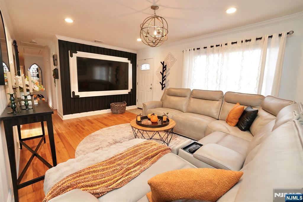 Homes for sale in West Milford, NJ | 153 S Mountain Cir, West Milford, NJ 07480 | MLS# 25041414