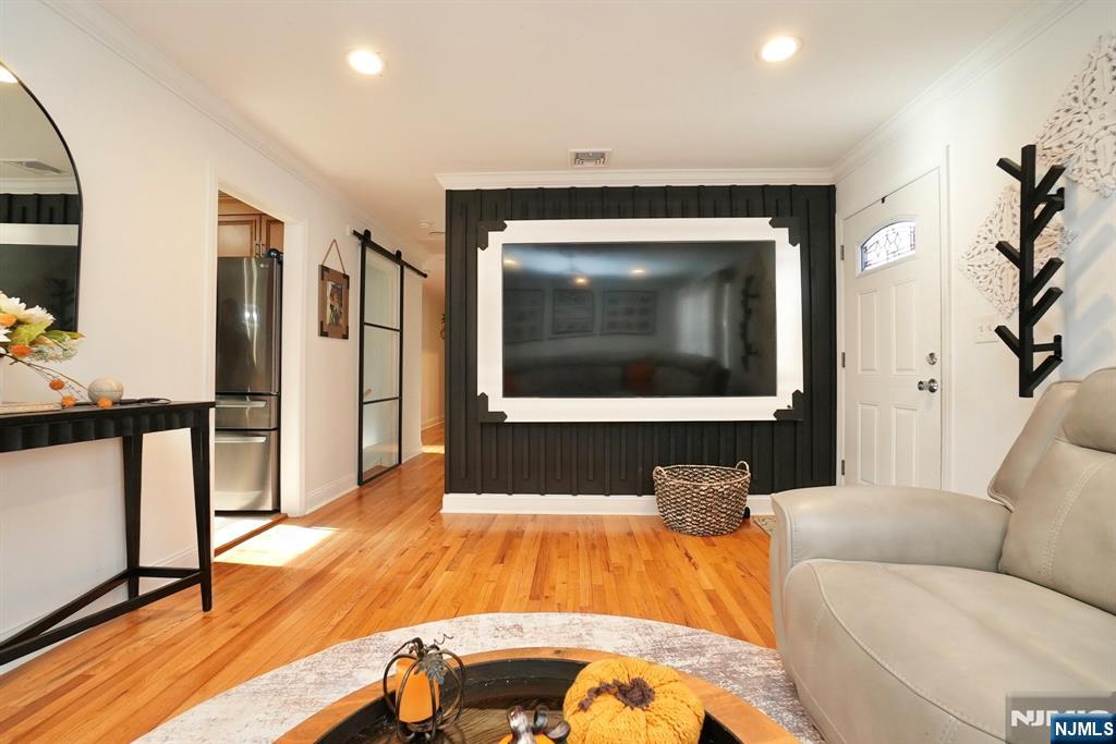 Homes for sale in West Milford, NJ | 153 S Mountain Cir, West Milford, NJ 07480 | MLS# 25041414