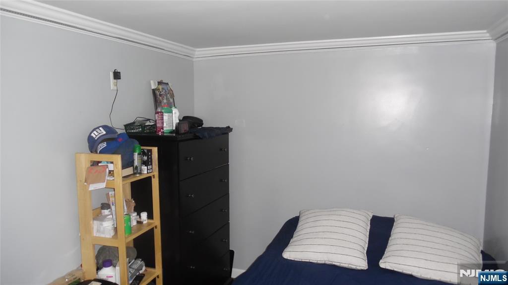 Homes for sale in Moonachie, NJ | 48 Helen Dr, Moonachie, NJ 07074 | MLS# 25041425