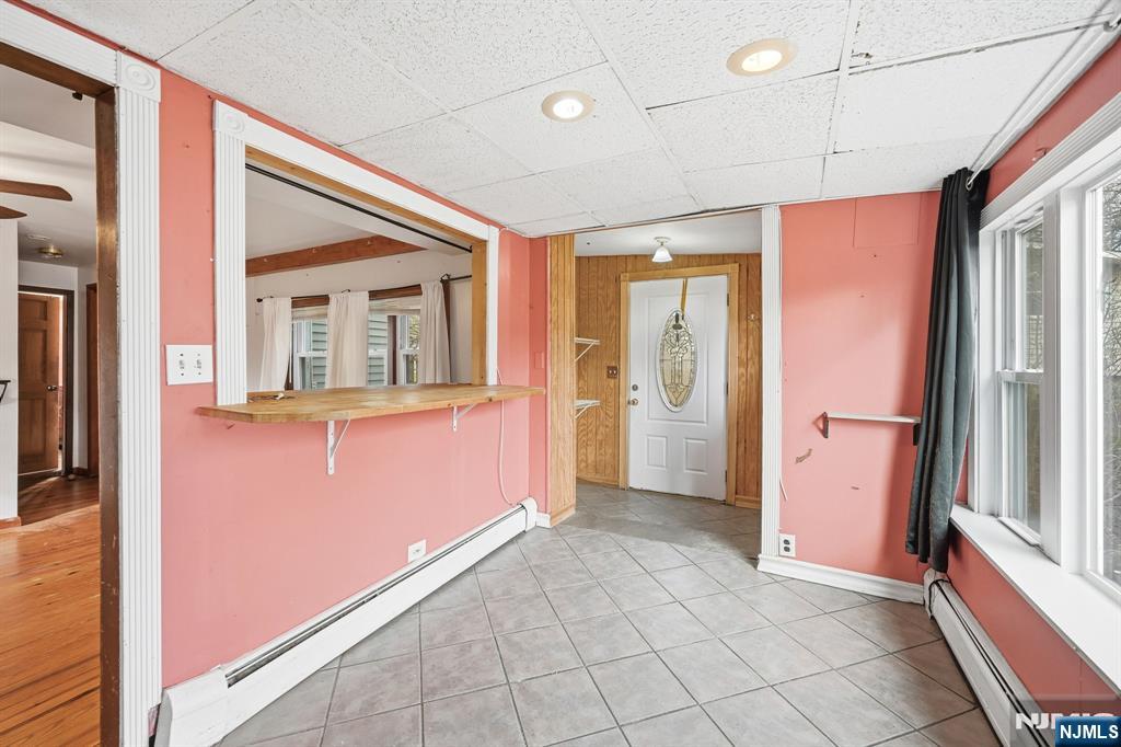 Homes for sale in West Milford, NJ | 33 Setting Sun Trl, West Milford, NJ 07480 | MLS# 25041546