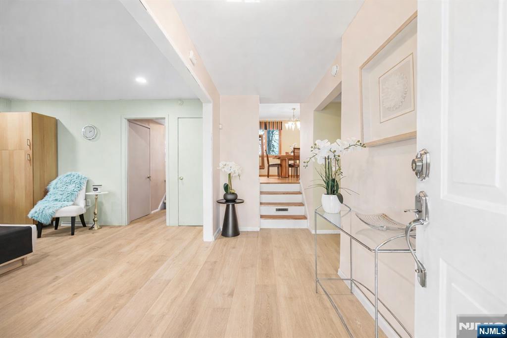 Homes for sale in Wayne, NJ | 12 Clinton Ln, Wayne, NJ 07470 | MLS# 25041607