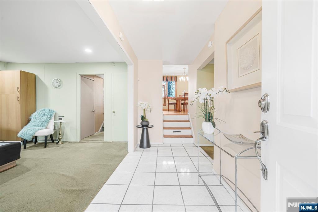 Homes for sale in Wayne, NJ | 12 Clinton Ln, Wayne, NJ 07470 | MLS# 25041607