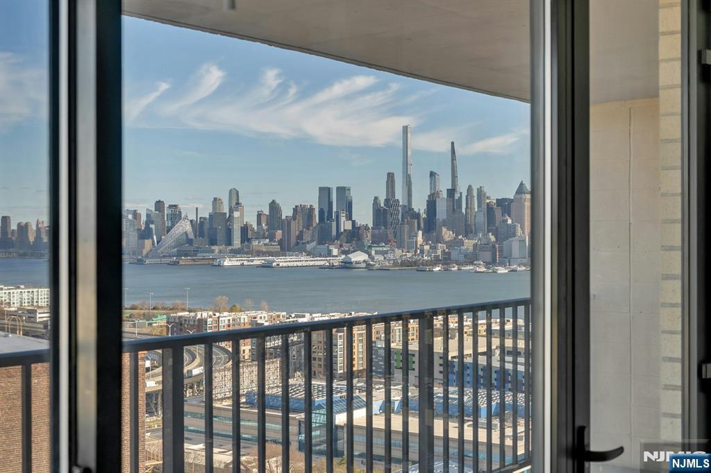 Homes for sale in Union City, NJ | 380 Mountain #701, Union City, NJ 07087 | MLS# 25041617