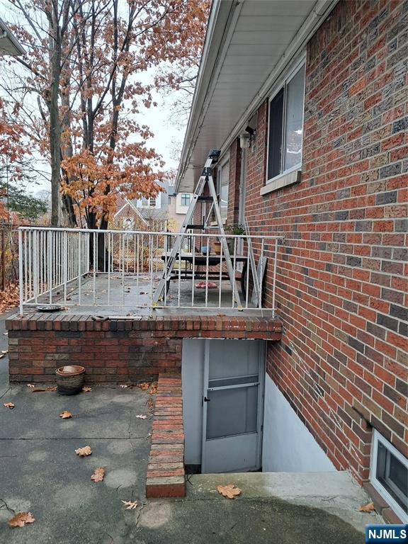 Homes for sale in Fort Lee, NJ | 1005 Harvard Pl, Fort Lee, NJ 07024 | MLS# 25041621