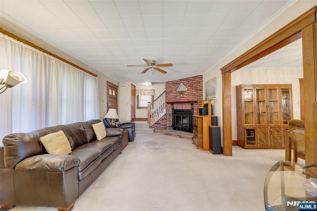 Homes for sale in Totowa, NJ | 80 Garfield Pl, Totowa, NJ 07512 | MLS# 25041626