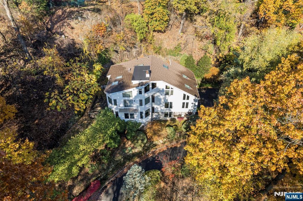 Homes for sale in Montclair, NJ | 43 Bradford Ave, Montclair, NJ 07043 | MLS# 25041633