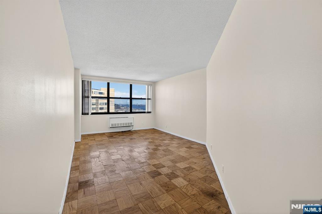 Homes for sale in Guttenberg, NJ | 7002 Jfk Blvd E #42B, Guttenberg, NJ 07093 | MLS# 25041643