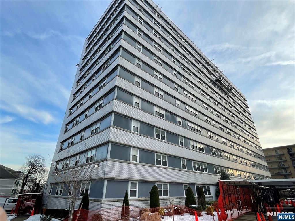 Homes for sale in Hackensack, NJ | 280 Prospect Ave #11H, Hackensack, NJ 07601 | MLS# 25041648