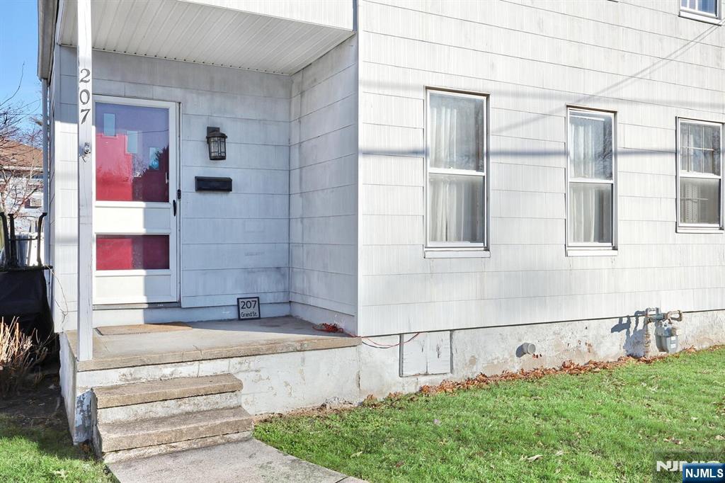 Homes for sale in New Milford, NJ | 207 Grand St, New Milford, NJ 07646 | MLS# 25041654