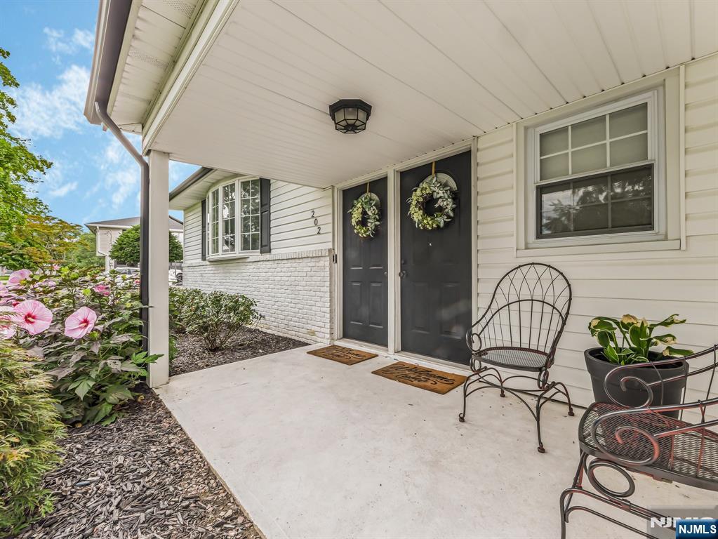 Homes for sale in Wayne, NJ | 202 Andover Dr, Wayne, NJ 07470 | MLS# 25041656