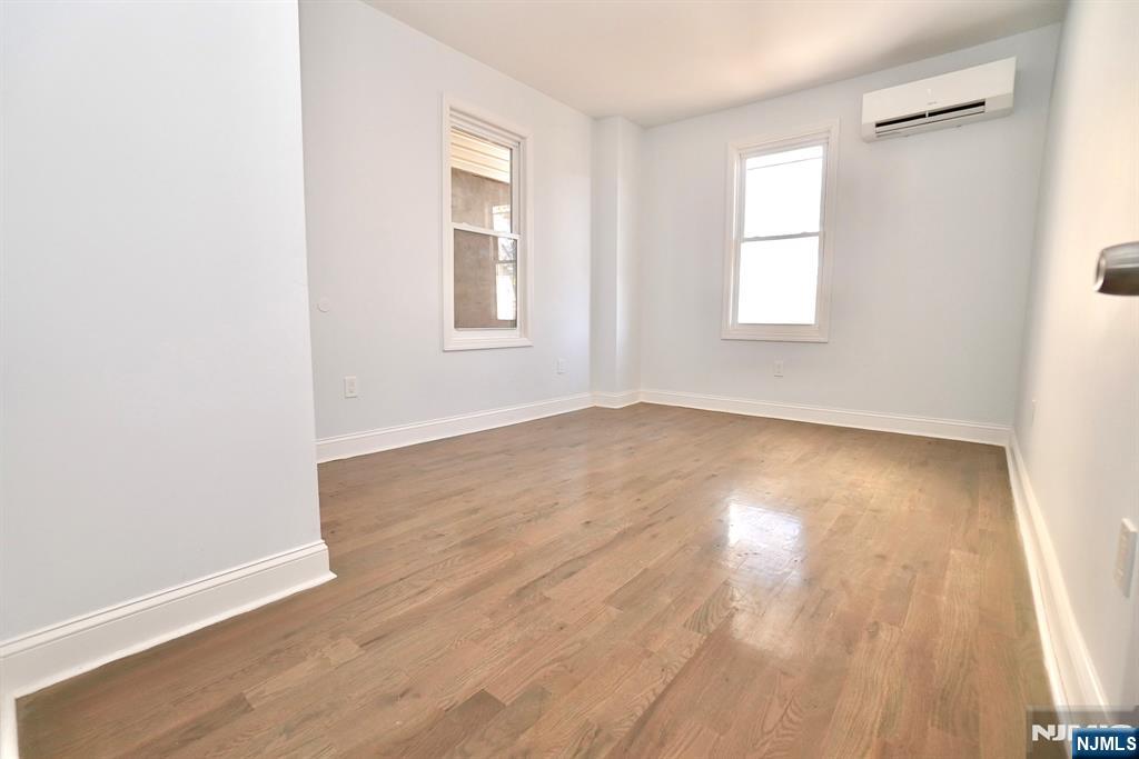 Homes for sale in Newark, NJ | 216 Peshine Ave, Newark, NJ 07108 | MLS# 25041661