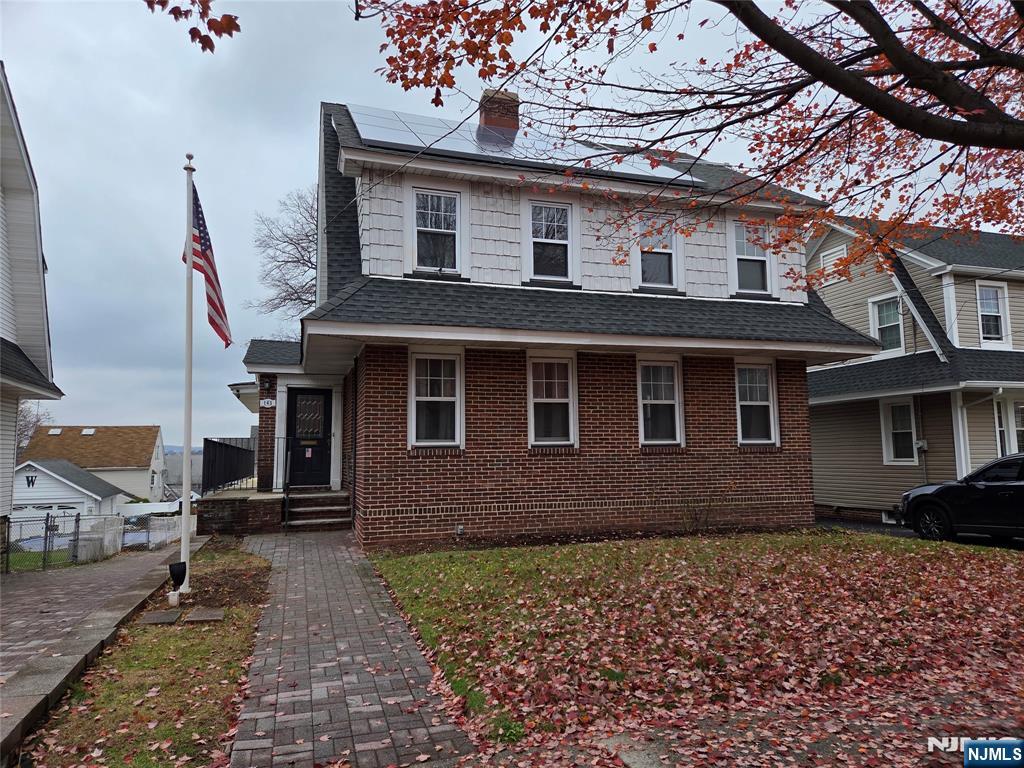 $599,000 Colonial