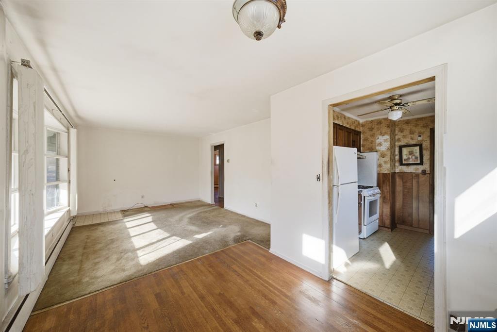 Homes for sale in Oakland, NJ | 23 Colgate Rd, Oakland, NJ 07436 | MLS# 25041703