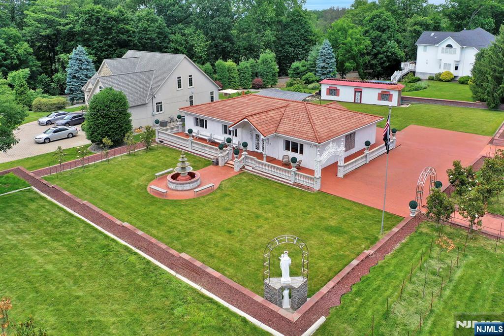 Homes for sale in Little Falls, NJ | 85 Francisco Ave, Little Falls, NJ 07424 | MLS# 25041733