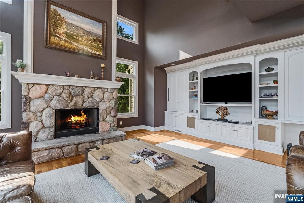 Homes for sale in Sparta, NJ | 15 Laurel Ter, Sparta, NJ 07871 | MLS# 25041857