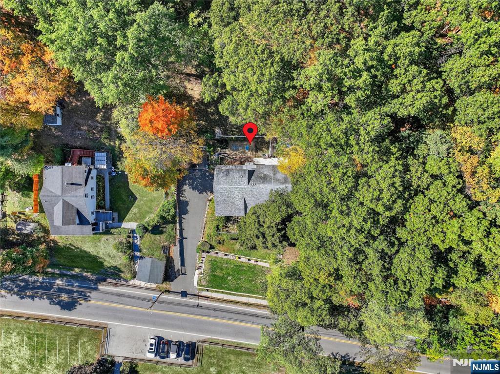 Homes for sale in Hawthorne, NJ | 370 Goffle Rd, Hawthorne, NJ 07506 | MLS# 25041911