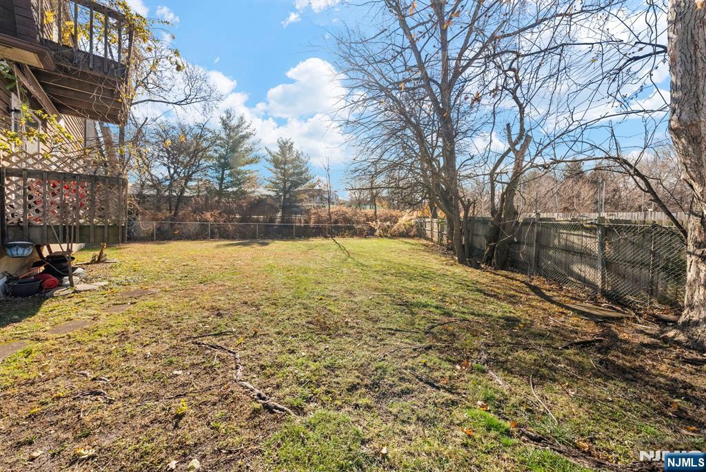 Homes for sale in Bloomfield, NJ | 2 10 Montgomery St #B3, Bloomfield, NJ 07003 | MLS# 25041982