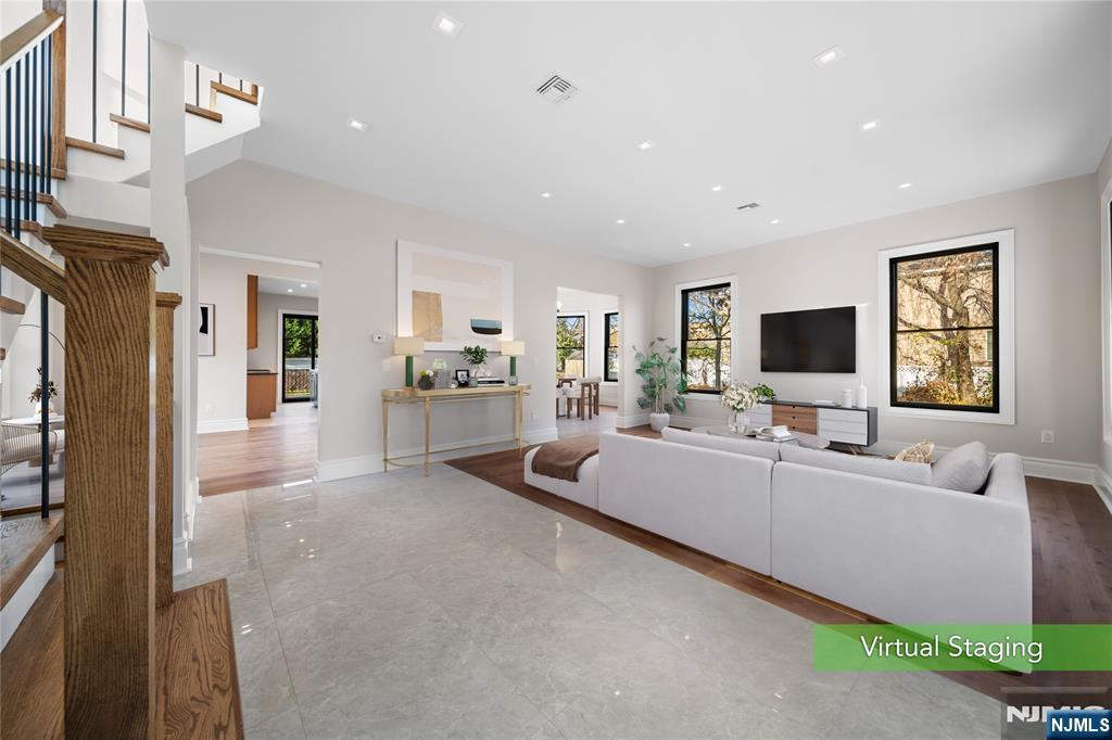 Homes for sale in Ridgefield, NJ | 475 Morse Ave, Ridgefield, NJ 07657 | MLS# 25042007