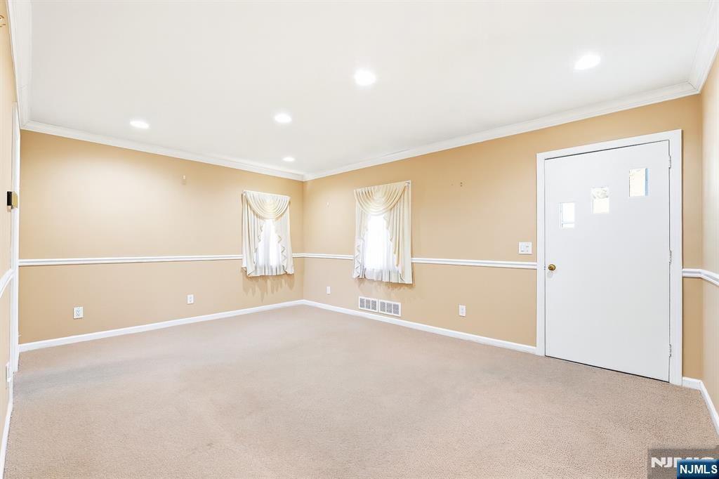 Homes for sale in Clifton, NJ | 51 Surrey Ln, Clifton, NJ 07012 | MLS# 25042143