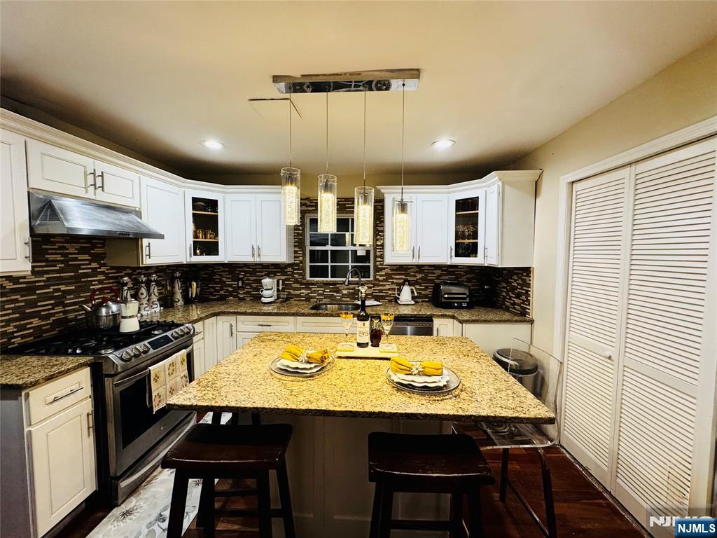 Homes for sale in Paterson, NJ | 419-421 19Th Ave, Paterson, NJ 07504 | MLS# 25042252