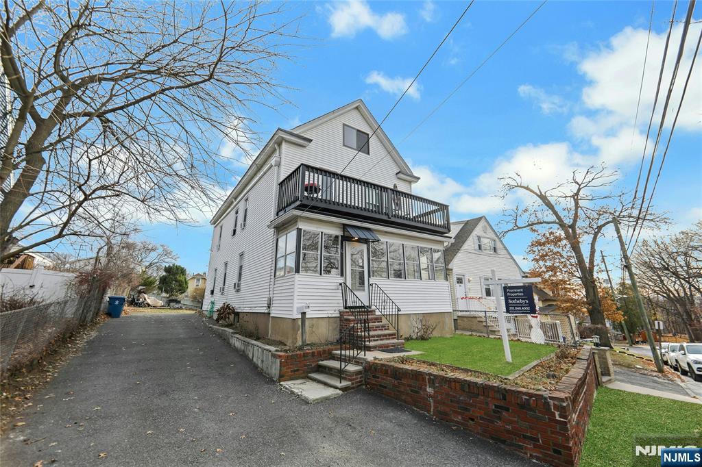 Homes for sale in Prospect Park, NJ | 42 Lakeshore Dr, Prospect Park, NJ 07508 | MLS# 25042293