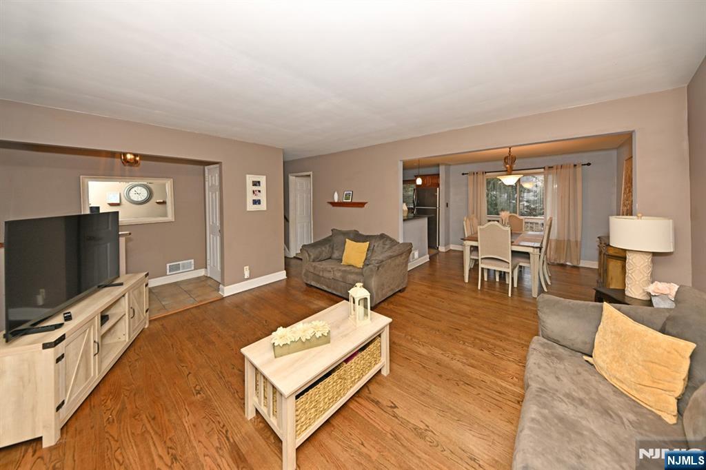 Homes for sale in Twp Of Washington, NJ | 243 Devon Rd, Twp Of Washington, NJ 07676 | MLS# 25042298