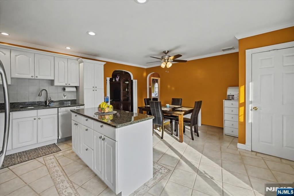 Homes for sale in Hawthorne, NJ | 398 Central Ave, Hawthorne, NJ 07506 | MLS# 25042391