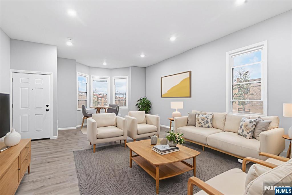 Homes for sale in Newark, NJ | 327 S Orange Ave, Newark, NJ 07103 | MLS# 25042464