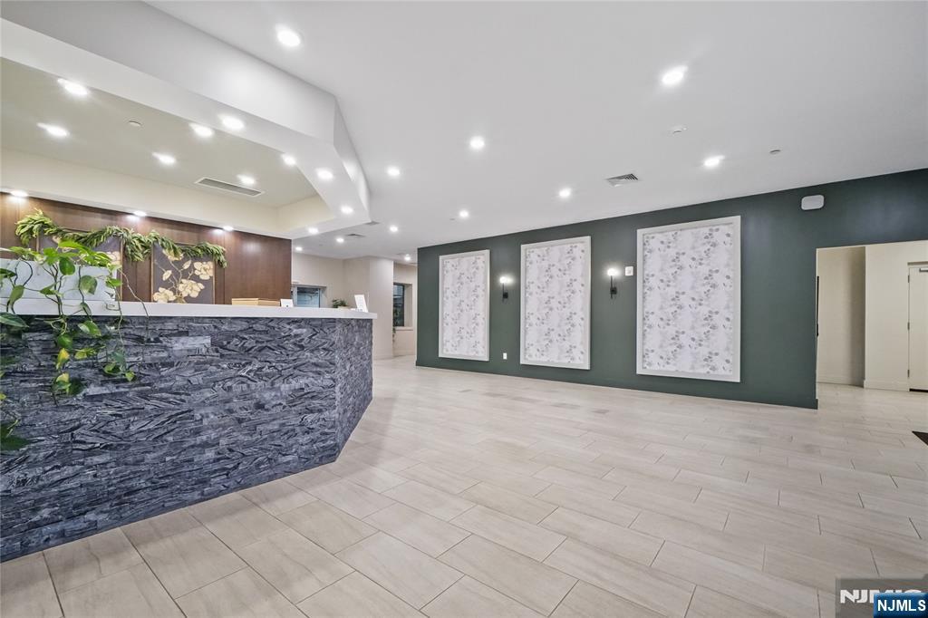 69 Main, #1502, Fort Lee, NJ 07024 Listing Photo  18