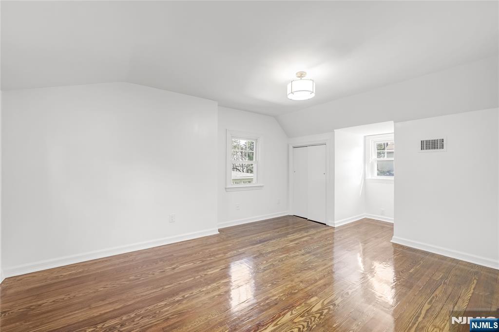 221 Paterson, Midland Park, NJ 07432 Listing Photo  14
