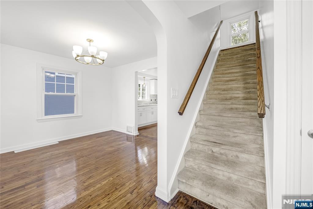 221 Paterson, Midland Park, NJ 07432 Listing Photo  5