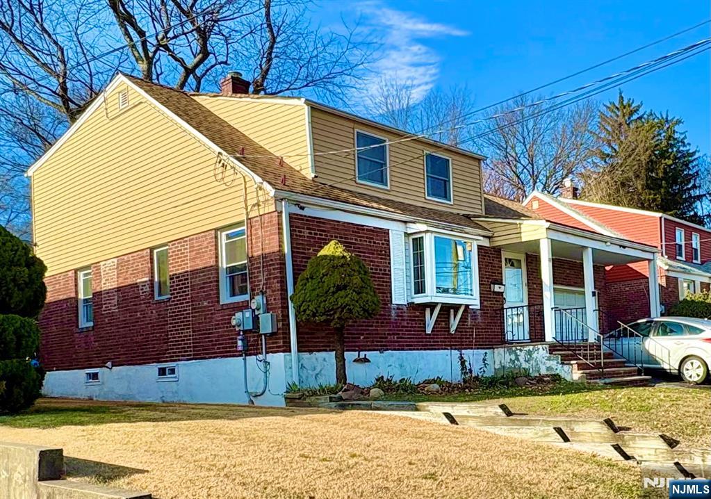 Homes for sale in Bergenfield, NJ | 48 Sussex Rd, Bergenfield, NJ 07621 | MLS# 25042585