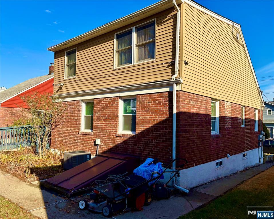 Homes for sale in Bergenfield, NJ | 48 Sussex Rd, Bergenfield, NJ 07621 | MLS# 25042585