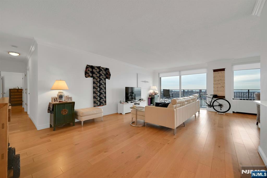 Homes for sale in Fort Lee, NJ | 1530 Palisade Ave #23S, Fort Lee, NJ 07024 | MLS# 25042617