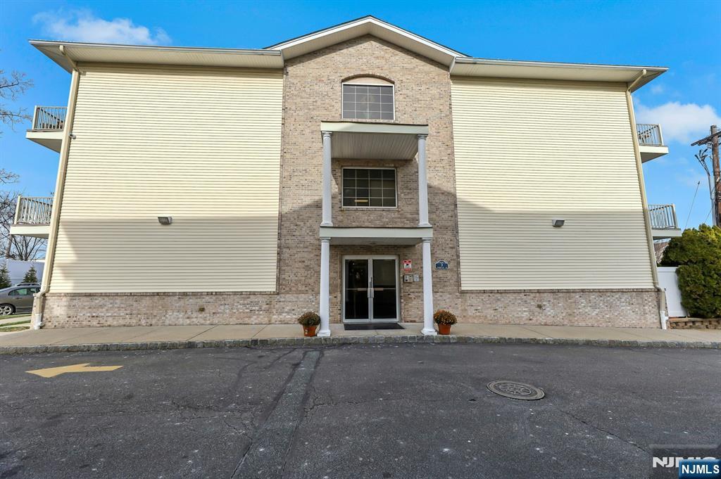 Homes for sale in Saddle Brook, NJ | 520 Victor St #42, Saddle Brook, NJ 07663 | MLS# 25042741