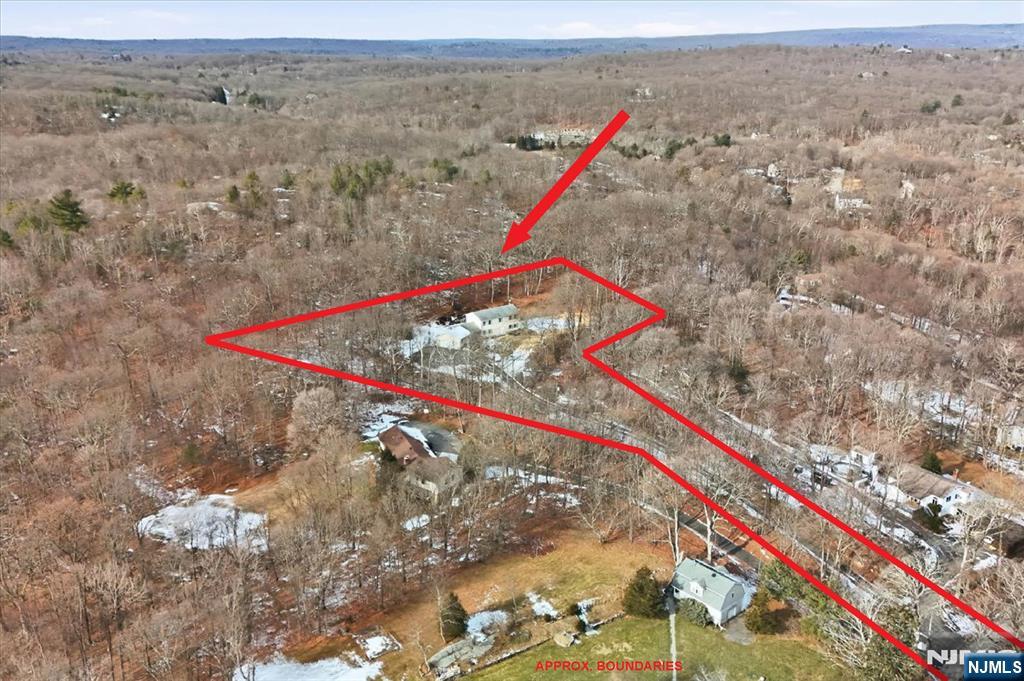 Homes for sale in West Milford, NJ | 611 Snake Den Rd, West Milford, NJ 07480 | MLS# 25042749