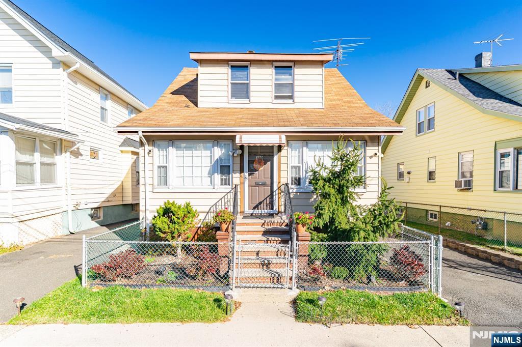 Homes for sale in Paterson, NJ | 130 132 Lily St, Paterson, NJ 07522 | MLS# 25042777