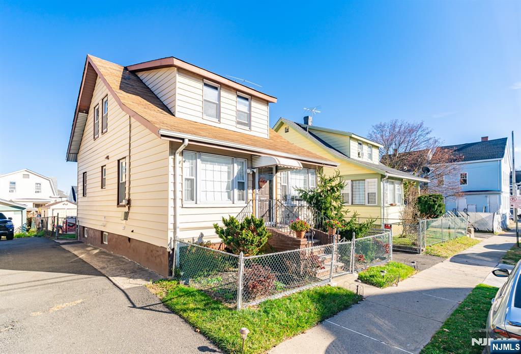 Homes for sale in Paterson, NJ | 130 132 Lily St, Paterson, NJ 07522 | MLS# 25042777