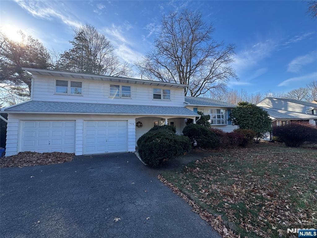 Homes for sale in Hackensack, NJ | 409 W Anderson St, Hackensack, NJ 07601 | MLS# 25042815