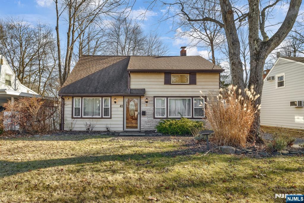 Homes for sale in West Orange, NJ | 41 Hunterdon Rd, West Orange, NJ 07052 | MLS# 25042839